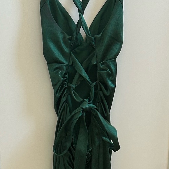 Beautiful Emerald green Prom dress. Worn one time. For reference model is 6 ft. - Picture 6 of 8